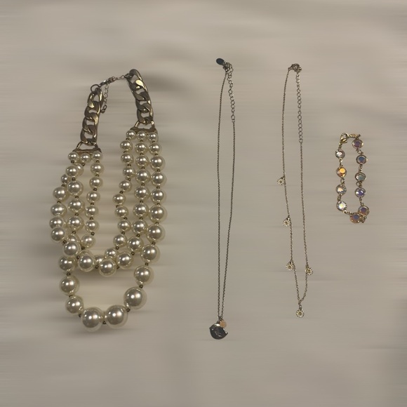 Jewelry Bundle Necklace Earrings Bracelet Bellagio Crystal USA Set of 4 Pieces - Picture 14 of 14